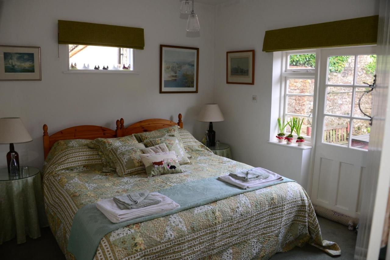ويلْزْ Middle Farm Cottage المظهر الخارجي الصورة